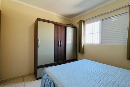 Casa à venda com 96m², 3 quartos e 4 vagas Casa à venda com 96m², 3 quartos e 4 vagasQuarto 2