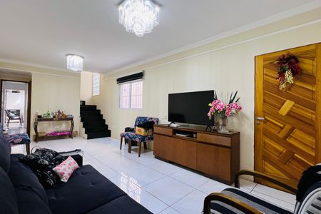 Casa à venda com 96m², 3 quartos e 4 vagas Casa à venda com 96m², 3 quartos e 4 vagasSala