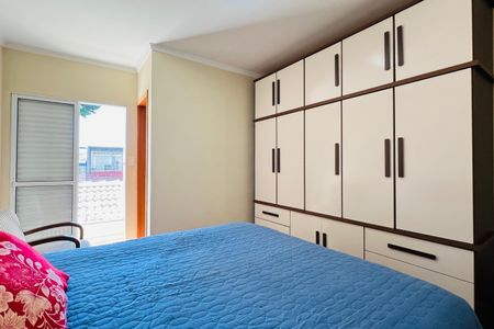 Casa à venda com 96m², 3 quartos e 4 vagas Casa à venda com 96m², 3 quartos e 4 vagasSuíte