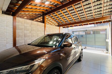 Casa à venda com 96m², 3 quartos e 4 vagas Casa à venda com 96m², 3 quartos e 4 vagasGaragem