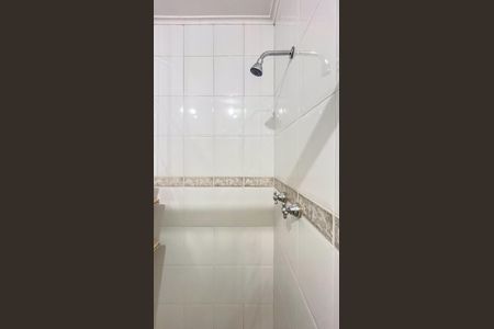 Casa à venda com 290m², 4 quartos e 3 vagas Casa à venda com 290m², 4 quartos e 3 vagasBanheiro da Suite 2