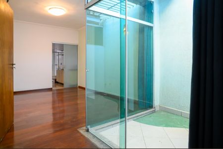 Casa à venda com 290m², 4 quartos e 3 vagas Casa à venda com 290m², 4 quartos e 3 vagasCloset - Suite 1