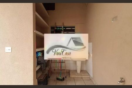 Casa à venda com 90m², 2 quartos e sem vaga