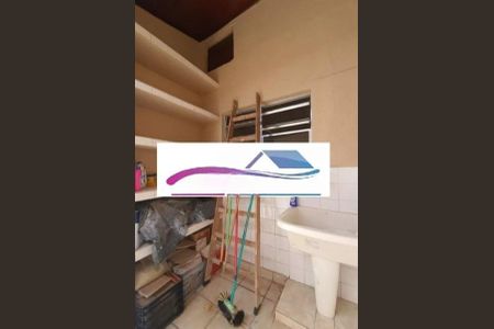 Casa à venda com 90m², 2 quartos e sem vaga