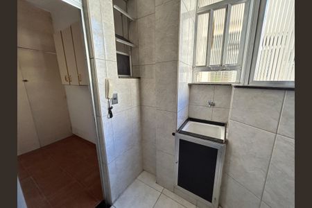 Apartamento à venda com 68m², 3 quartos e sem vagaÁrea de Serviço