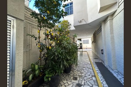 Apartamento à venda com 68m², 3 quartos e sem vagaÁrea comum