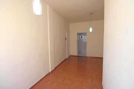 Apartamento à venda com 68m², 3 quartos e sem vagaSala