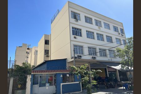 Apartamento à venda com 68m², 3 quartos e sem vagaFachada + plaquinha