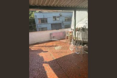 Casa à venda com 120m², 2 quartos e 2 vagas