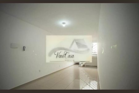 Casa à venda com 3 quartos, 119m² em Jardim Maria Estela, São Paulo