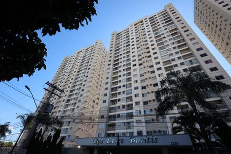 Apartamento para alugar com 57m², 2 quartos e 1 vagaFachada