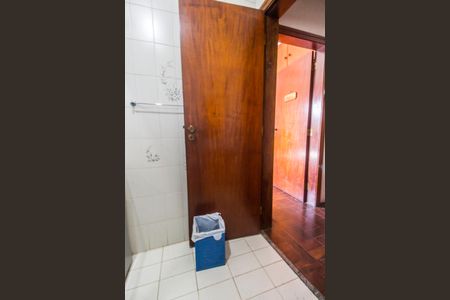 Casa de condomínio à venda com 300m², 4 quartos e 2 vagas Casa de condomínio à venda com 300m², 4 quartos e 2 vagasBanheiro