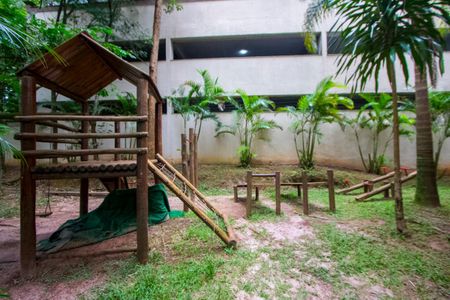 Apartamento para alugar com 45m², 2 quartos e 1 vaga Apartamento para alugar com 45m², 2 quartos e 1 vagaÁrea comum - Playground