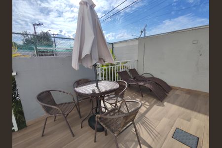 Apartamento para alugar com 50m², 2 quartos e sem vaga Apartamento para alugar com 50m², 2 quartos e sem vagaÁrea comum - Piscina