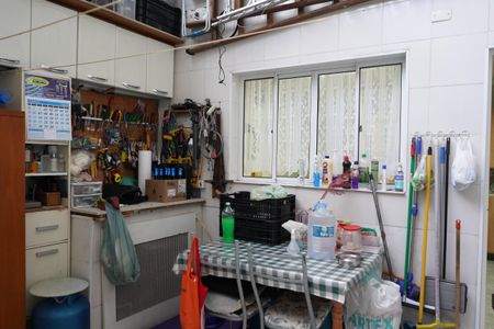 Casa à venda com 100m², 2 quartos e 1 vagaÁrea de Serviço