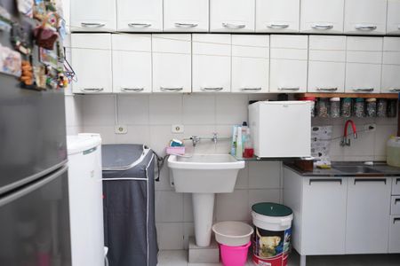 Casa à venda com 100m², 2 quartos e 1 vagaÁrea de Serviço