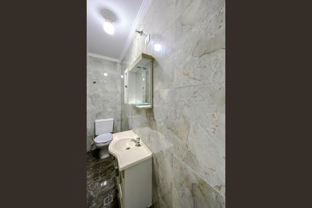 Casa à venda com 100m², 2 quartos e 1 vagaLavabo