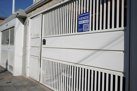 Casa à venda com 100m², 2 quartos e 1 vagaFachada