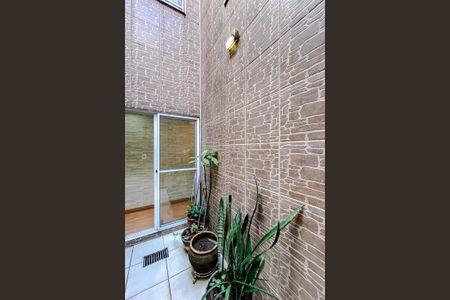 Casa à venda com 100m², 2 quartos e 1 vagaVaranda