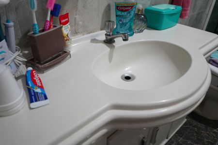 Casa à venda com 100m², 2 quartos e 1 vagaBanheiro