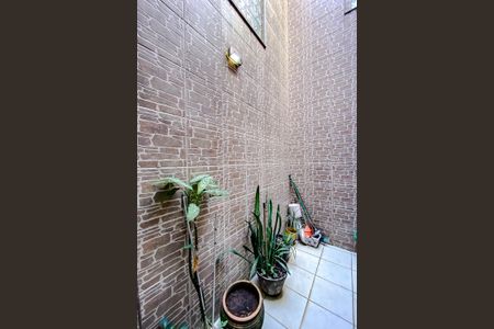 Casa à venda com 100m², 2 quartos e 1 vagaVaranda