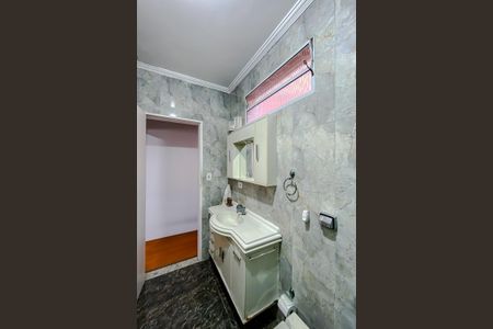 Casa à venda com 100m², 2 quartos e 1 vagaBanheiro