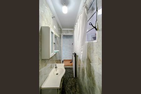 Casa à venda com 100m², 2 quartos e 1 vagaLavabo