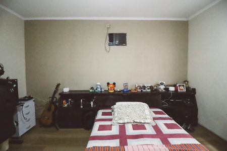 Casa à venda com 202m², 4 quartos e 2 vagas Casa à venda com 202m², 4 quartos e 2 vagasQuarto 1