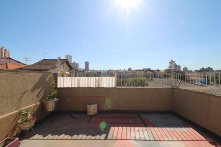 Casa à venda com 202m², 4 quartos e 2 vagasQuarto 1 - Varanda