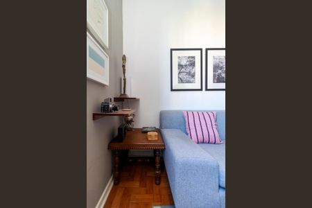 Apartamento à venda com 85m², 2 quartos e sem vagaSala