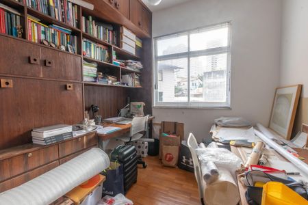 Apartamento à venda com 140m², 4 quartos e 3 vagas Apartamento à venda com 140m², 4 quartos e 3 vagasQuarto 4