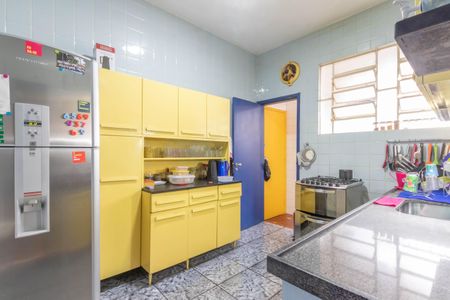 Apartamento à venda com 140m², 4 quartos e 3 vagas Apartamento à venda com 140m², 4 quartos e 3 vagasCozinha