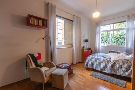 Apartamento à venda com 140m², 4 quartos e 3 vagas Apartamento à venda com 140m², 4 quartos e 3 vagasQuarto 1