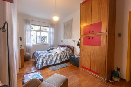 Apartamento à venda com 140m², 4 quartos e 3 vagas Apartamento à venda com 140m², 4 quartos e 3 vagasQuarto 1