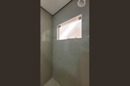 Casa de condomínio à venda com 250m², 2 quartos e 2 vagas Casa de condomínio à venda com 250m², 2 quartos e 2 vagasBanheiro da Suite 2