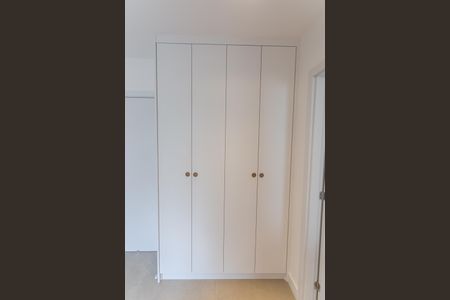 Apartamento para alugar com 55m², 1 quarto e 1 vagaRouparia