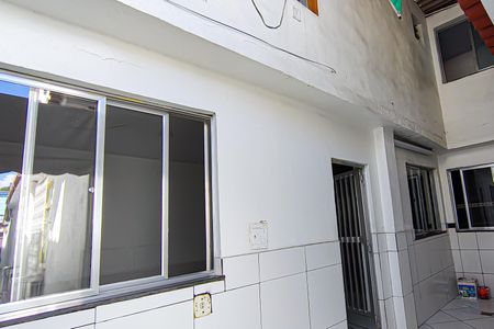 Casa para alugar com 200m², 2 quartos e sem vaga Casa para alugar com 200m², 2 quartos e sem vagaCorredor