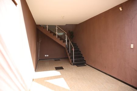 Casa à venda com 176m², 3 quartos e 2 vagasArea comum