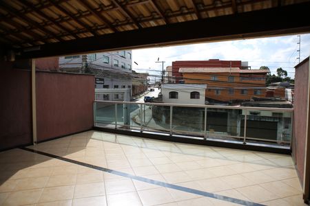 Casa à venda com 176m², 3 quartos e 2 vagasArea comum