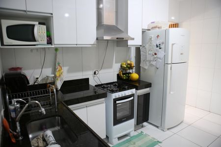 Casa à venda com 176m², 3 quartos e 2 vagasCozinha