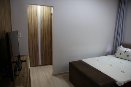 Casa à venda com 176m², 3 quartos e 2 vagasSuite