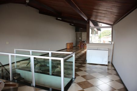 Casa à venda com 176m², 3 quartos e 2 vagasArea comum