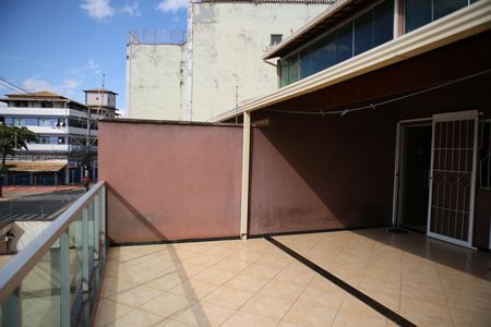 Casa à venda com 176m², 3 quartos e 2 vagasArea comum