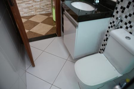 Casa à venda com 176m², 3 quartos e 2 vagasBanheiro Social 2