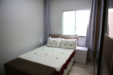 Casa à venda com 176m², 3 quartos e 2 vagasSuite