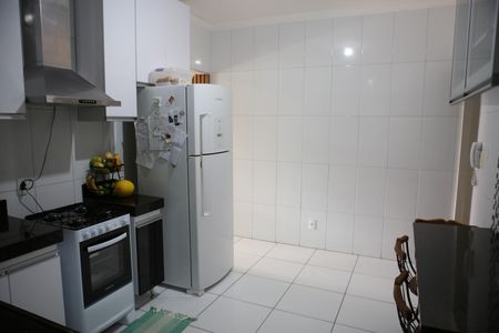 Casa à venda com 176m², 3 quartos e 2 vagasCozinha