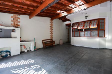 Casa para alugar com 220m², 3 quartos e 2 vagas Casa para alugar com 220m², 3 quartos e 2 vagasGaragem
