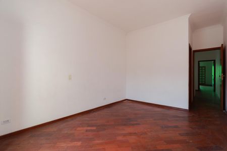 Casa para alugar com 220m², 3 quartos e 2 vagas Casa para alugar com 220m², 3 quartos e 2 vagasSuíte 1