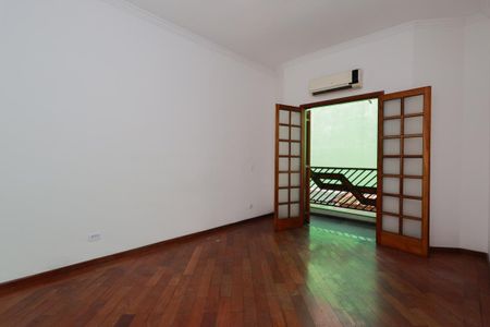 Casa para alugar com 220m², 3 quartos e 2 vagas Casa para alugar com 220m², 3 quartos e 2 vagasSuíte 2