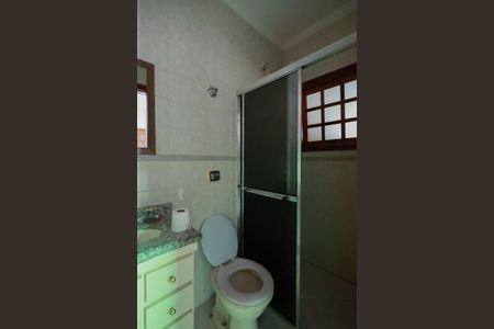 Casa para alugar com 220m², 3 quartos e 2 vagas Casa para alugar com 220m², 3 quartos e 2 vagasBanheiro da Suíte 3